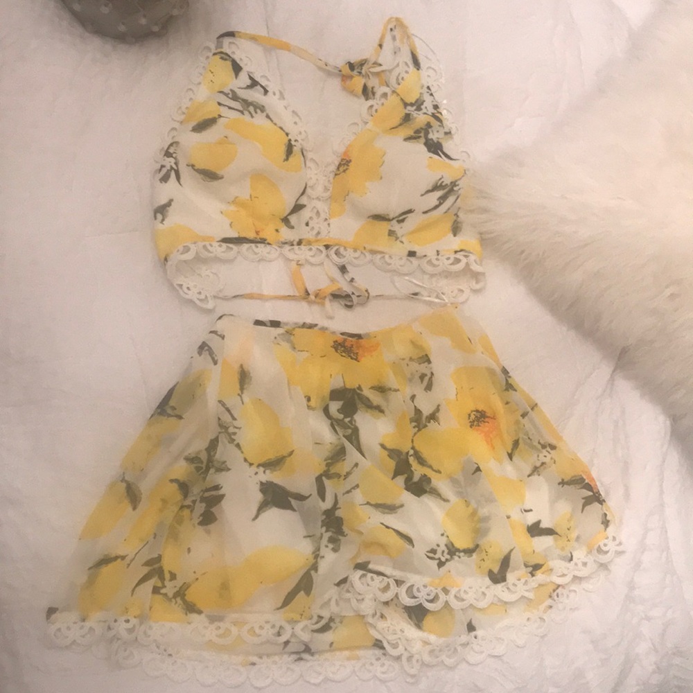 Two piece crop set - Picture 6 of 11